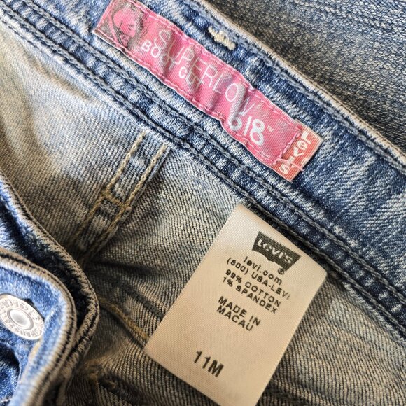 Levi Superlow Boot Cut Light Wash 518 Size 11M - Picture 3 of 8
